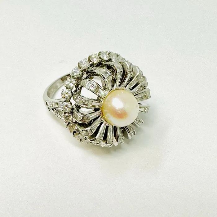Rings Jewelry Platinum Crown Style Ring with Pearl and Diamonds